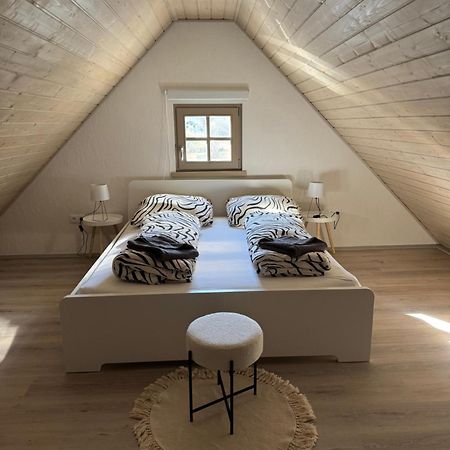 Pres-Lak Apartment Tarján Екстериор снимка
