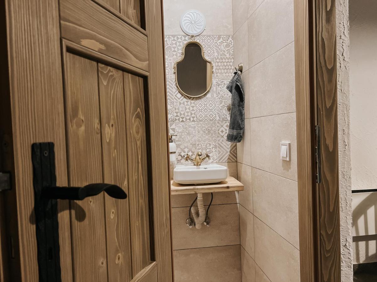 Pres-Lak Apartment Tarján Екстериор снимка